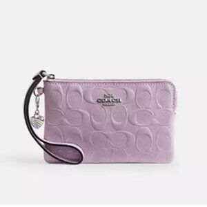 Corner Zip Wristlet In Signature Leather With Heart Charm